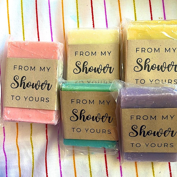 Lot of 7 variety small soaps, Artisan Canada vtg - Picture 9 of 9